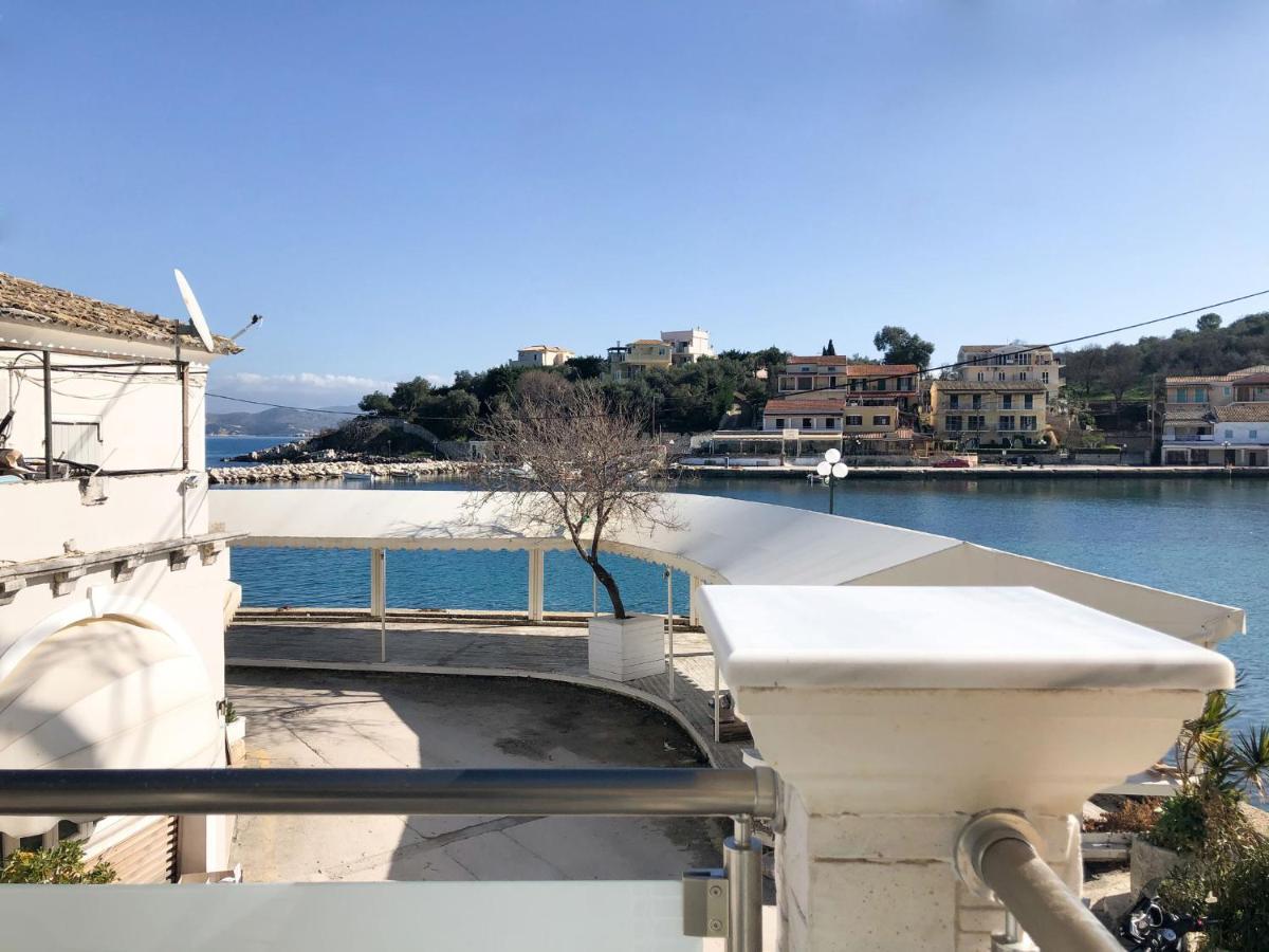 Alekas Harbour House Villa Kassiopi Esterno foto